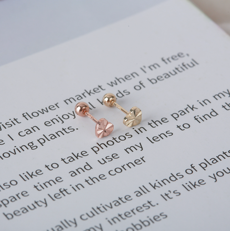 14k Gold Shimmer Cut Heart